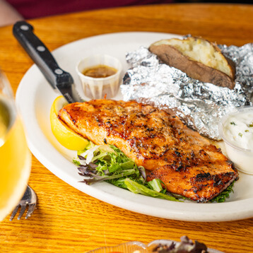 Home_Favorites_GrilledSalmon